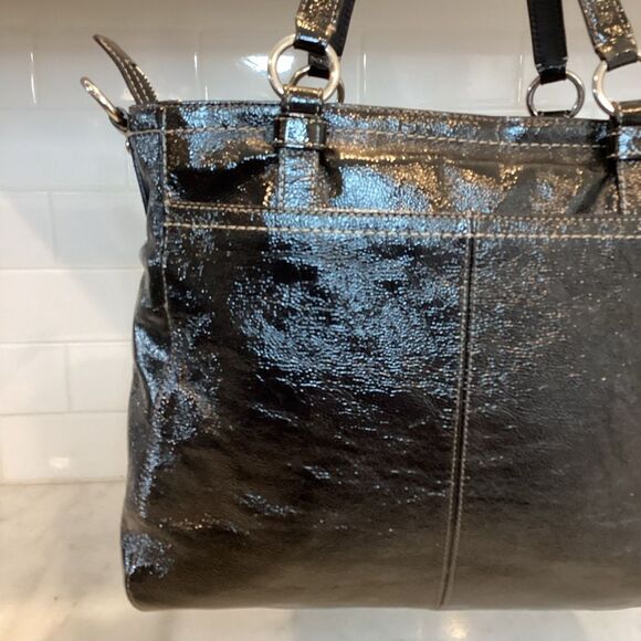 Coach Bag Purse Handbag Chelsea Black Patent Leather Shoulder Bag Pocketbook - Picture 5 of 15